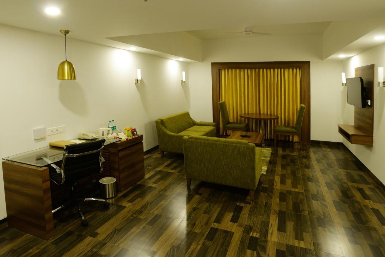 Lemon Tree Hotel Kojambuttúr Kültér fotó